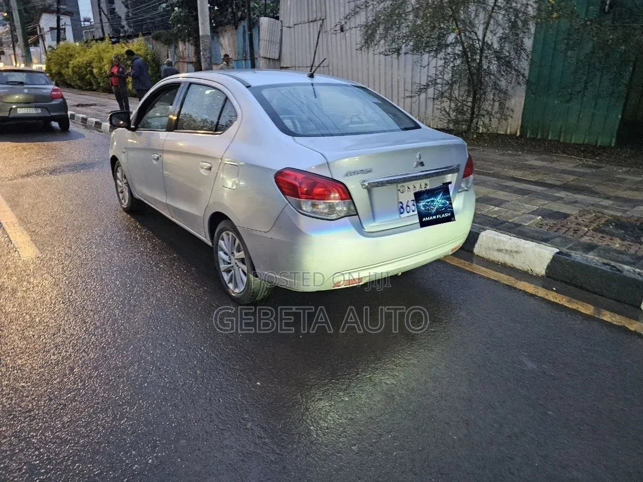 Mitsubishi Attrage 2019 Silver