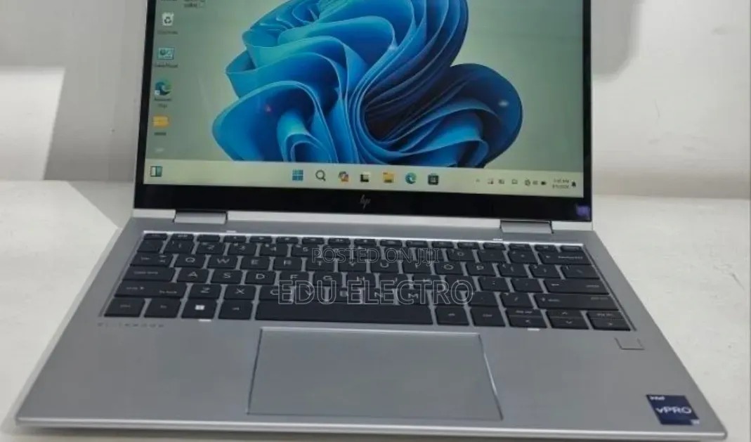 New Laptop HP Elitebook 830 G11 16GB Intel Core i7 SSD 512GB