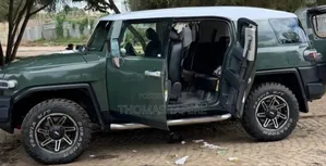 Toyota FJ Cruiser 2009 Green