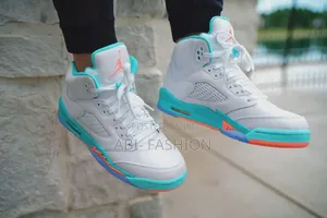 Nike Air Jordan 5 Retro 'Light Aqua'