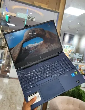 New Laptop HP Victus 15 16GB Intel Core i5 SSD 512GB