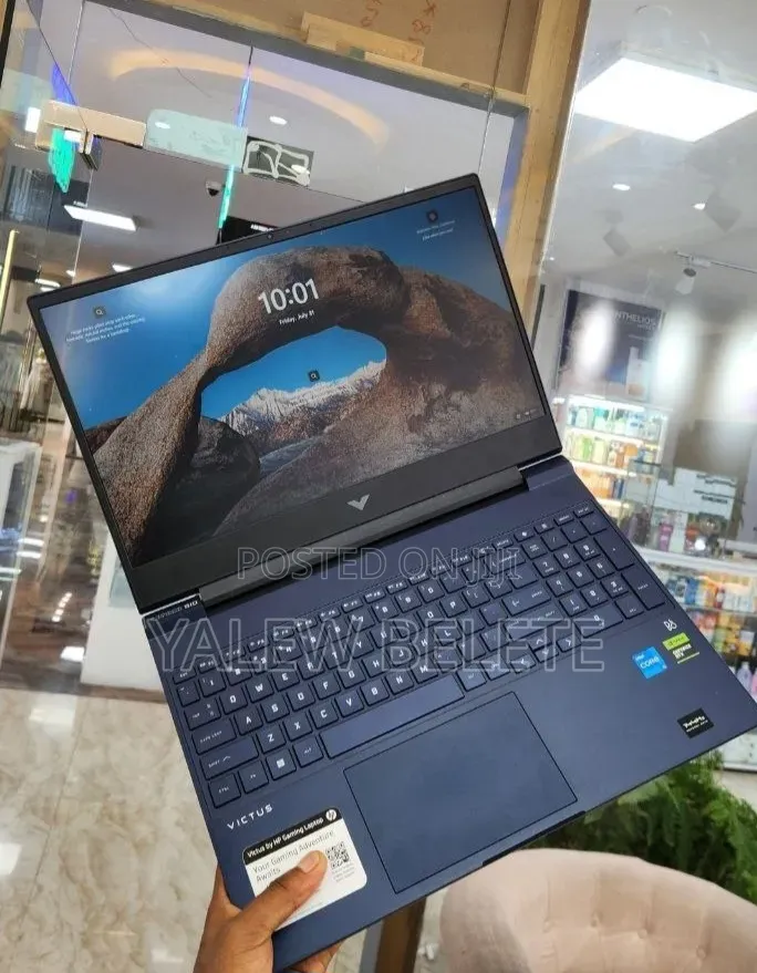 New Laptop HP Victus 15 16GB Intel Core i5 SSD 512GB