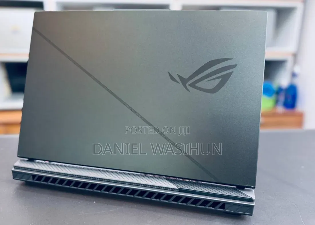 New Laptop Asus ROG Strix G16 G614 16GB Intel Core i9 SSD 1T