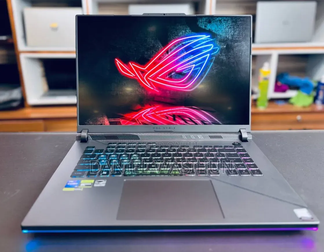 New Laptop Asus ROG Strix G16 G614 16GB Intel Core i9 SSD 1T