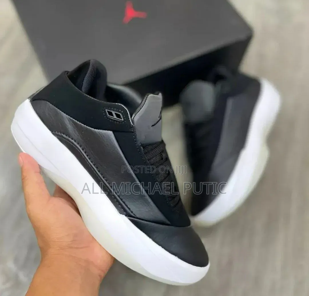 Air Jordan 40 Black and White Shoes