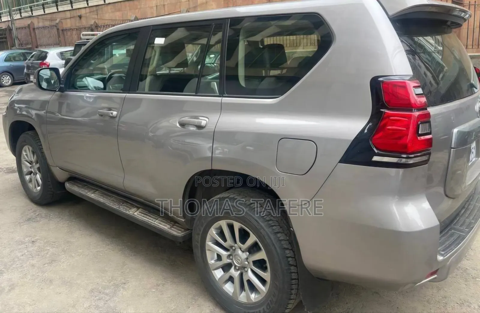 Toyota Land Cruiser Prado 2022 Gold