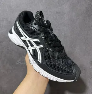 Asics GEL-Contend 4B Running Shoes