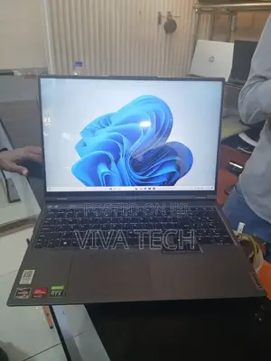 New Laptop Lenovo Legion 5 16GB AMD Ryzen 7 SSD 512GB