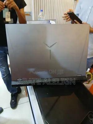 New Laptop Lenovo Legion 5 16GB AMD Ryzen 7 SSD 512GB