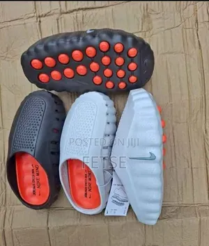 Nike Mind Crocs