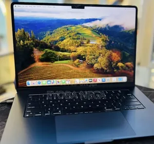 Laptop Apple MacBook Air 2024 M3 8GB Apple M3 SSD 256GB