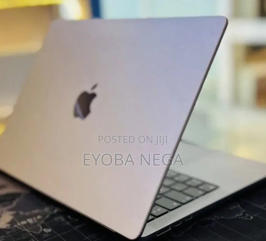 New Laptop Apple MacBook Pro 2021 M1 16GB Apple M1 Pro SSD 512GB