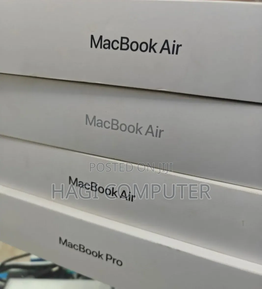 New Laptop Apple MacBook Pro 2025 M5 36GB Apple M5 Pro SSD 2T