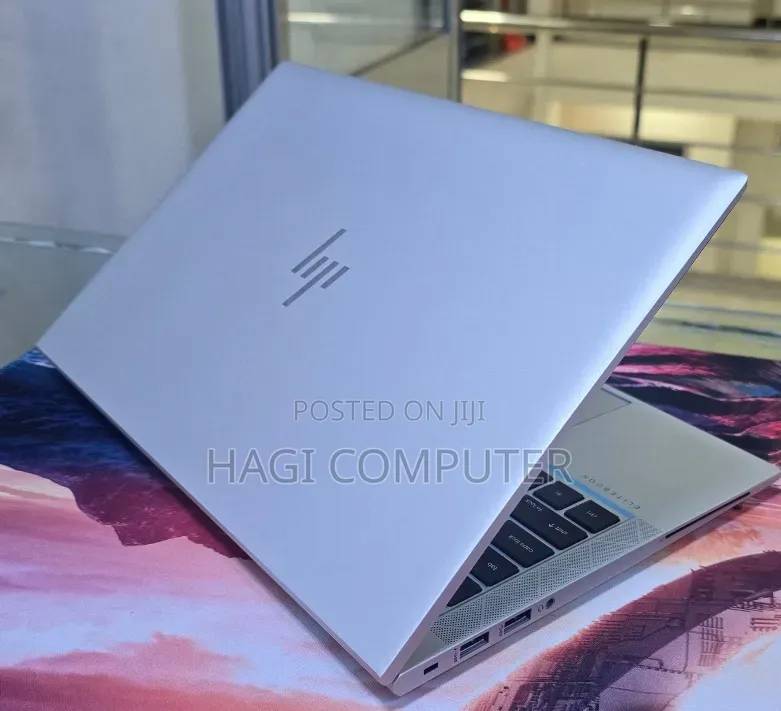 New Laptop HP EliteBook 845 G8 16GB AMD Ryzen 5 SSD 512GB