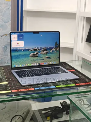 New Laptop Apple MacBook Air 2025 M4 16GB Apple M4 SSD 256GB