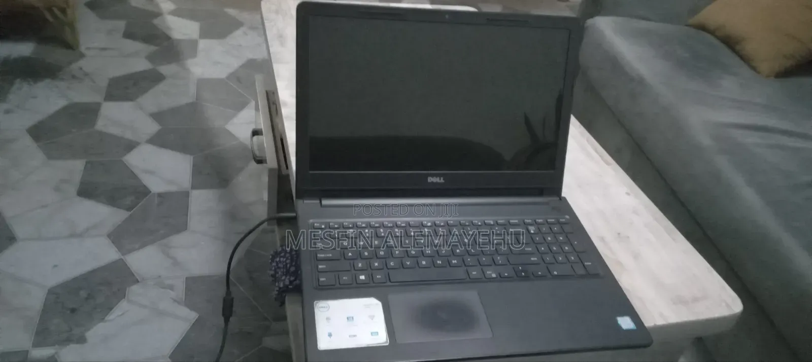 Laptop Dell Inspiron 15 4GB Intel Core i3 HDD 700GB