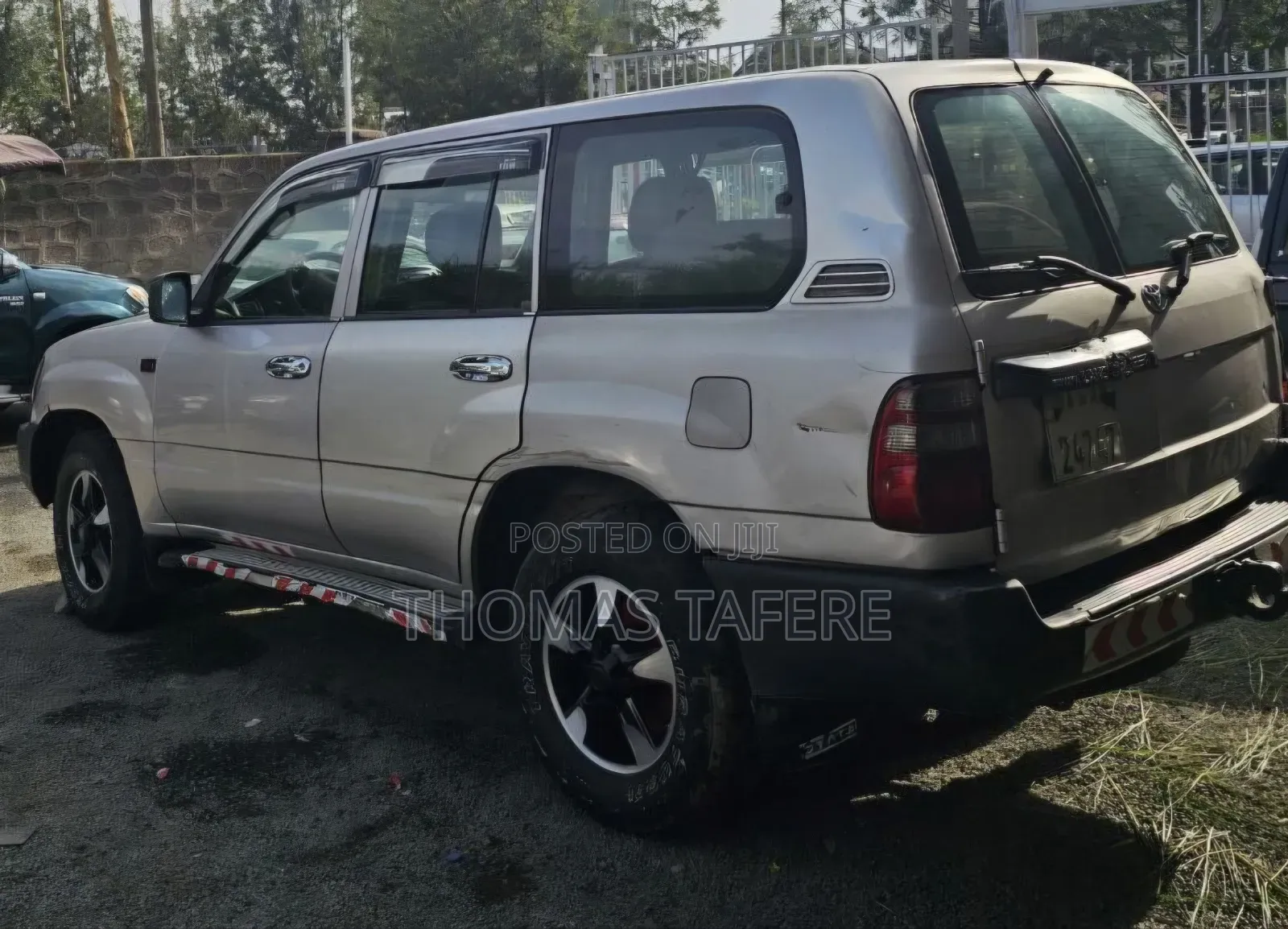 Toyota Land Cruiser 2004 Gold