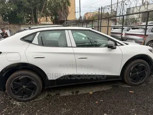 New Volkswagen ID. Buzz 2025 Off white