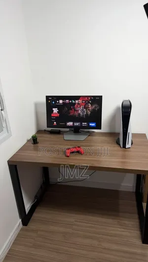 Psfive Slim With 2 Controlerss