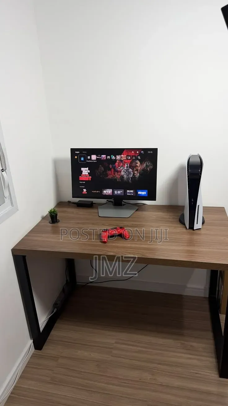Psfive Slim With 2 Controlerss