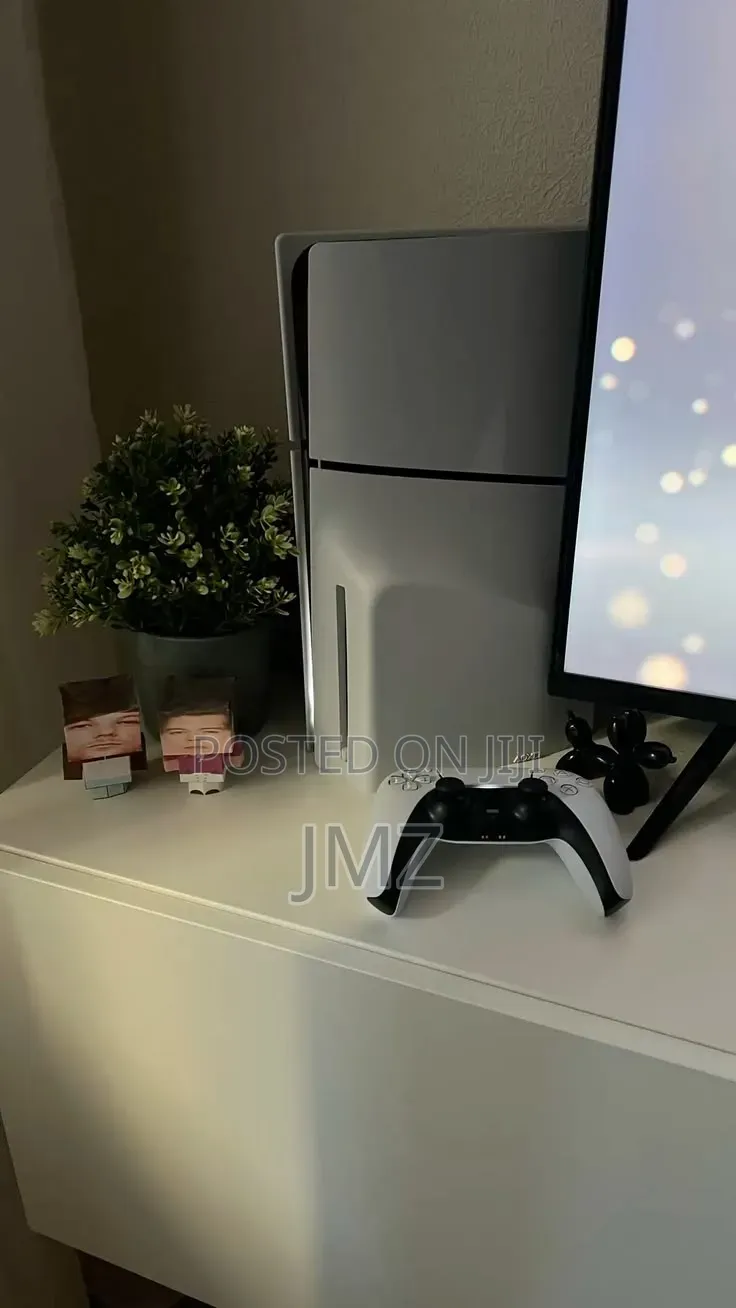 Play Station 5(five) Slim 1 Tera Bytee