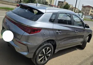 BYD E2 43 kWh 94 hp FWD 2025 Silver