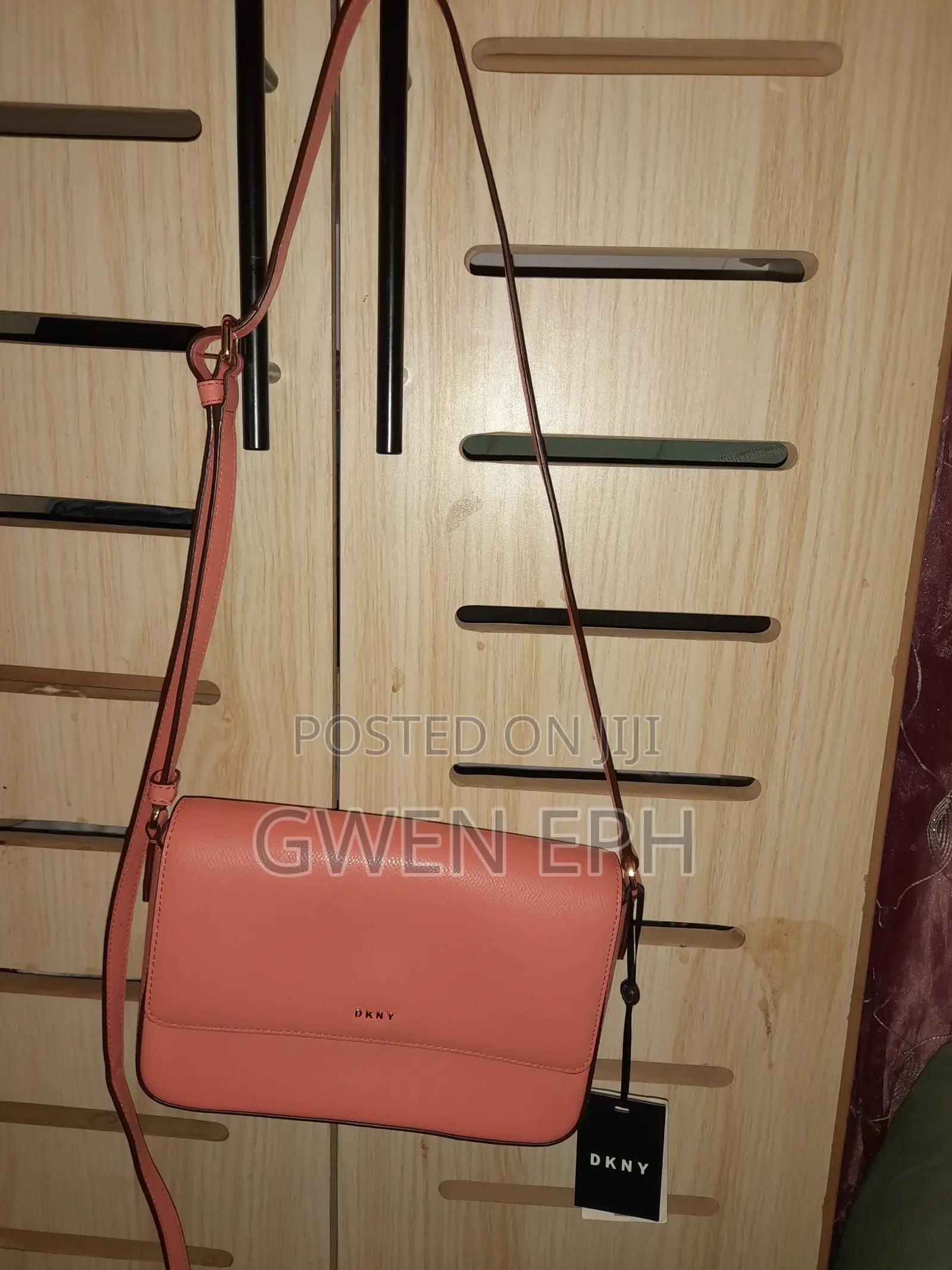 Womens Hand Bag (From Usa)