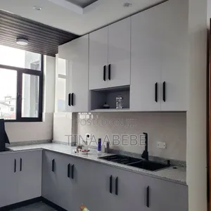 4bdrm House in Akaky Kaliti for sale