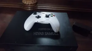 Xbox One With Controller
