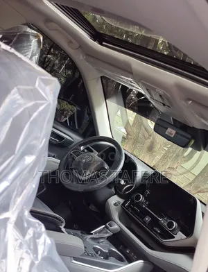 New Toyota Grand Highlander Hybrid 2025