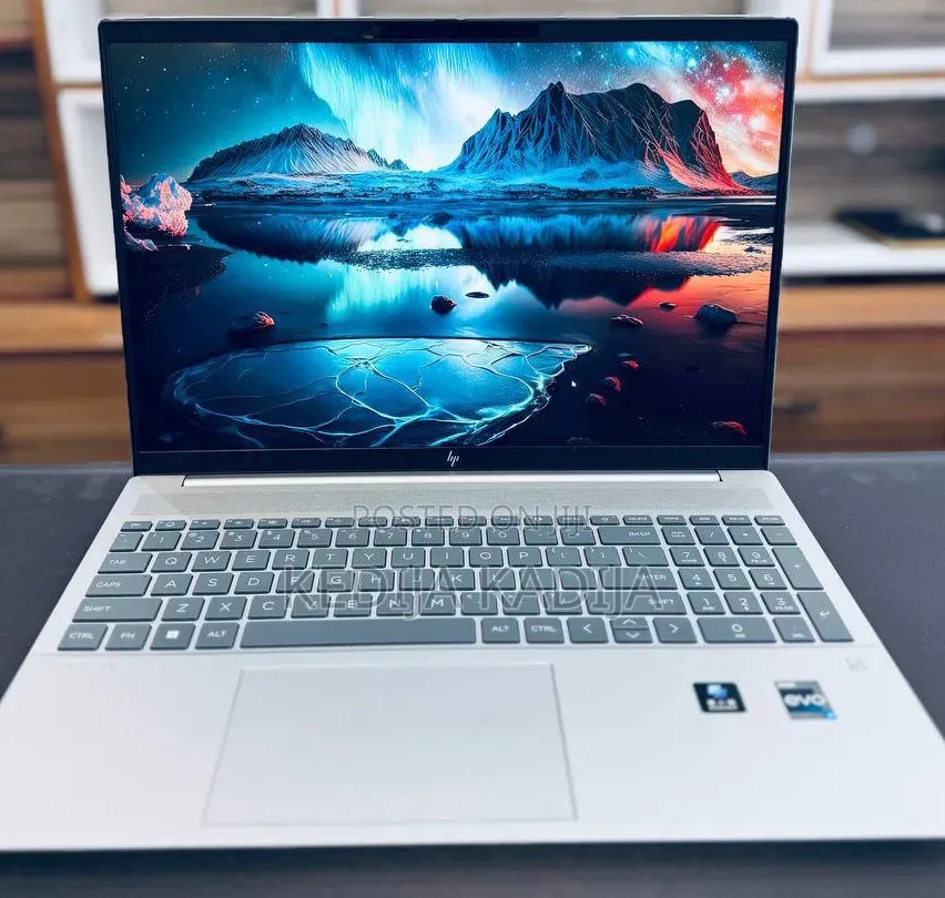 New Laptop HP Pavilion 15 16GB Intel Core i7 SSD 1T