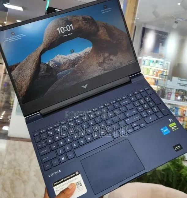 New Laptop HP Victus 15 16GB Intel Core i5 SSD 512GB