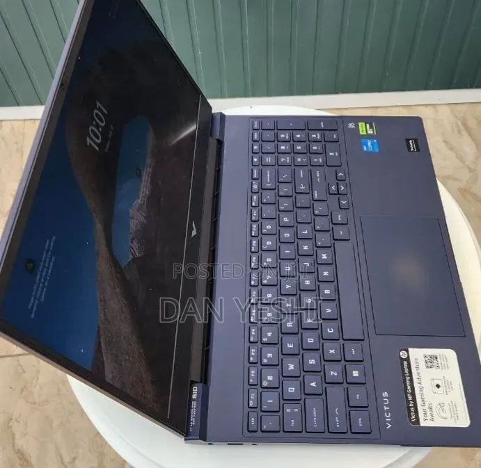 New Laptop HP Victus 15 16GB Intel Core i5 SSD 512GB