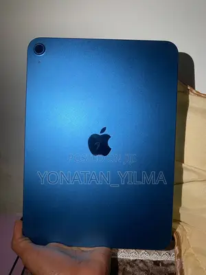 New Apple iPad (2025) 128 GB Blue