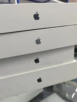 New Laptop Apple MacBook Pro 2025 M5 36GB Apple M5 Pro SSD 2T