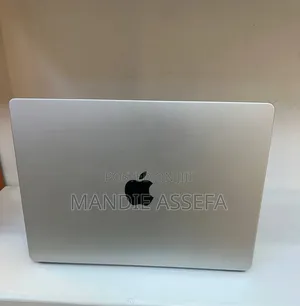 New Laptop Apple MacBook Pro 2023 M3 8GB Apple M3 SSD 512GB