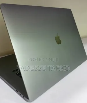 New Laptop Apple MacBook Pro 2019 16GB Intel Core i9 SSD 1T