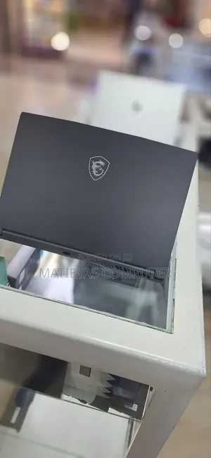 New Laptop MSI Katana 15 16GB Intel Core i5 SSD 1T