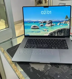 New Laptop Apple MacBook 32GB SSD 512GB