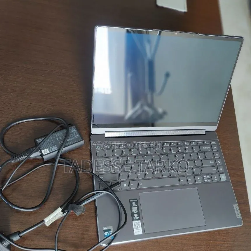 New Laptop Lenovo Yoga 9i 16GB Intel Core i7 SSD 1T