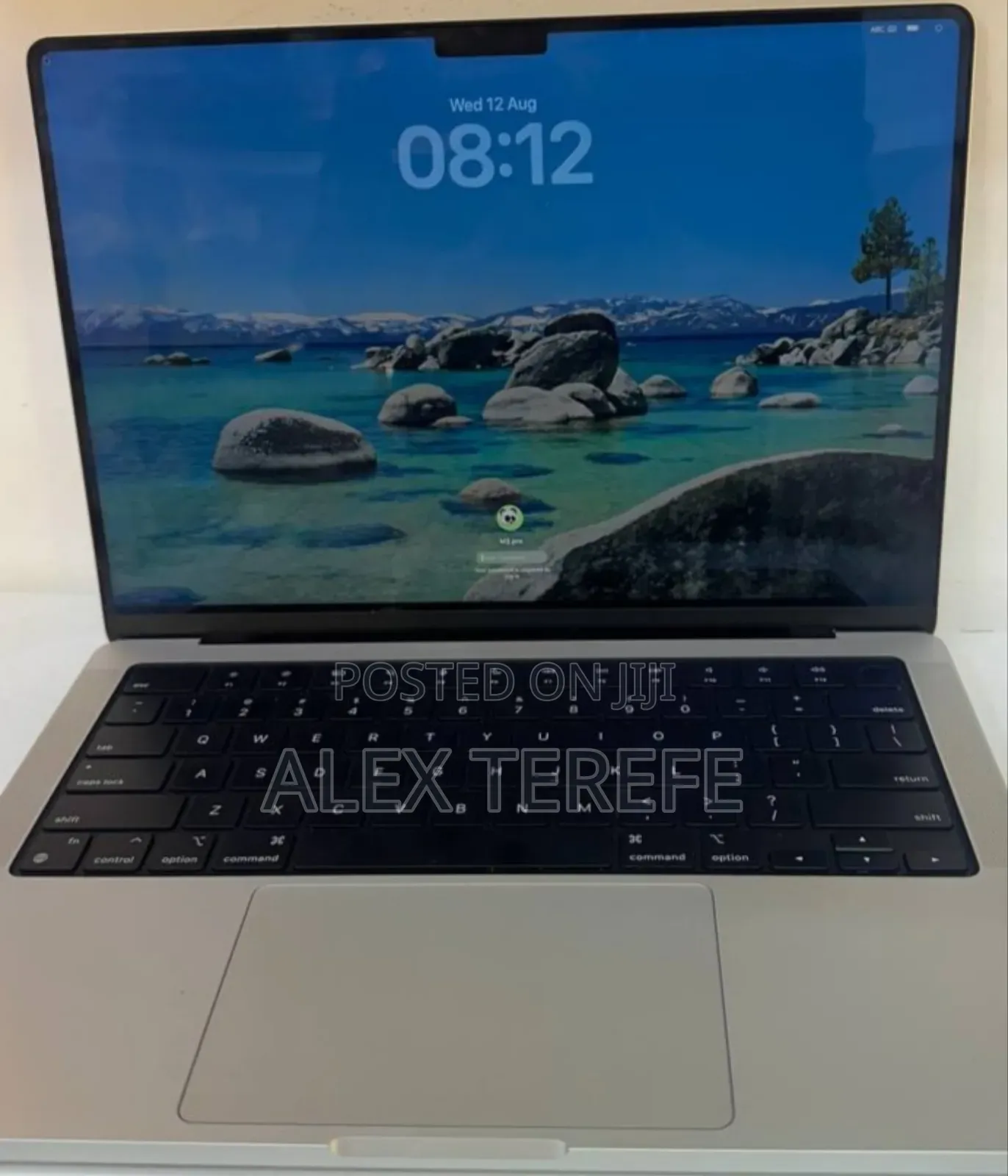 New Laptop Apple MacBook Pro 2024 M3 8GB Apple M3 SSD 512GB