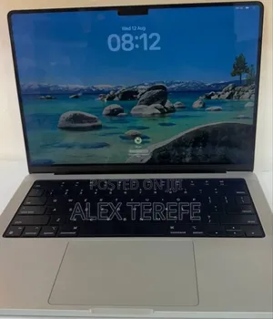 New Laptop Apple MacBook Pro 2024 M3 8GB Apple M3 SSD 512GB