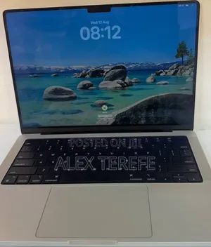 New Laptop Apple MacBook Pro 2024 M3 8GB Apple M3 SSD 512GB