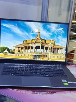 New Laptop HP ZBook Create G7 32GB Intel Core i7 SSD 512GB