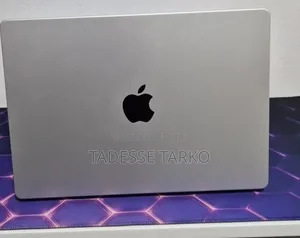 New Laptop Apple MacBook Pro 2024 M4 16GB Apple M4 Pro SSD 512GB
