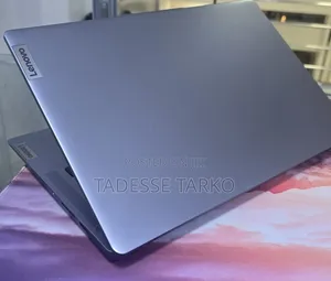 New Laptop Lenovo 8GB Intel Core i5 SSD 512GB