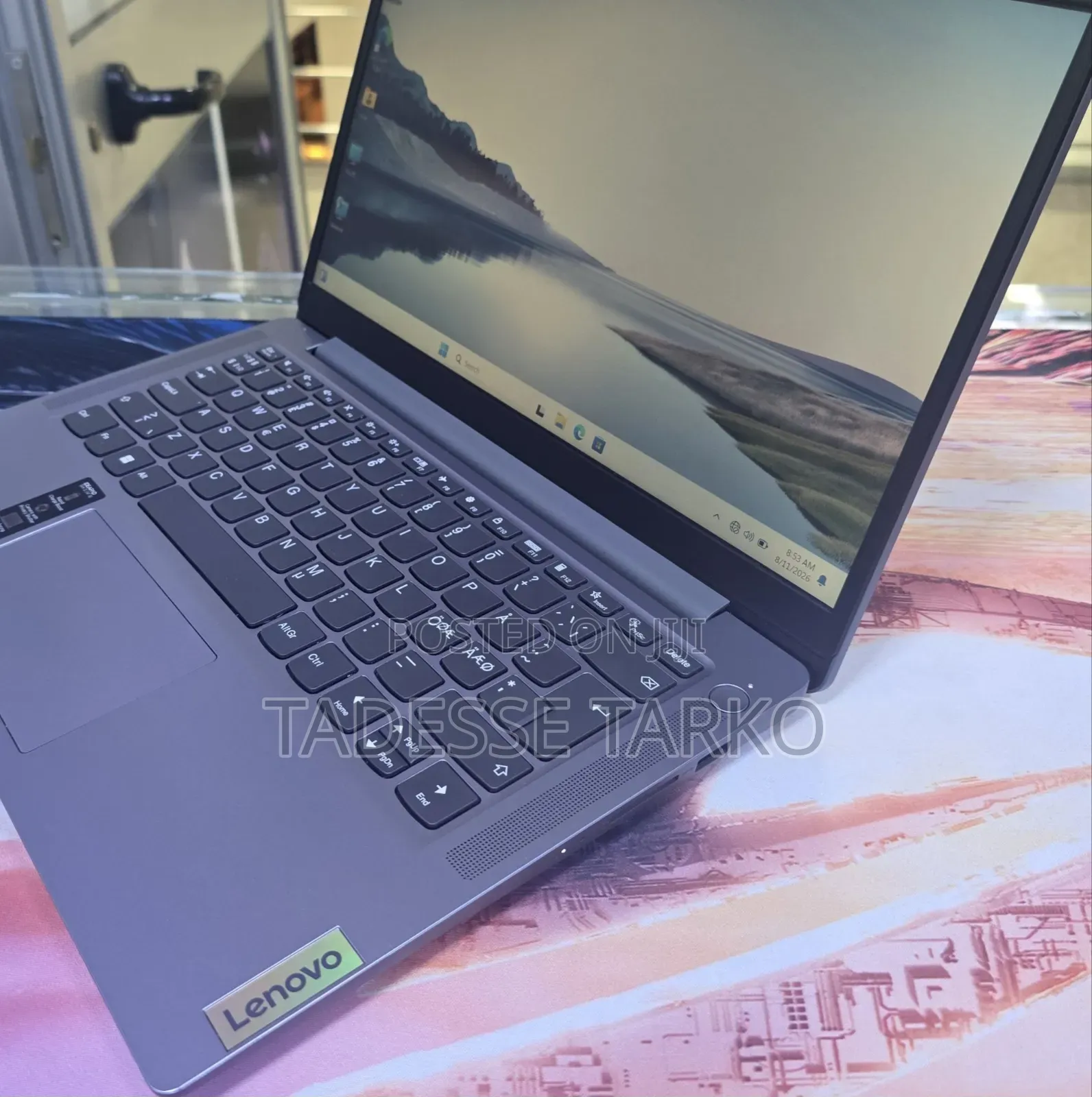 New Laptop Lenovo 8GB Intel Core i5 SSD 512GB