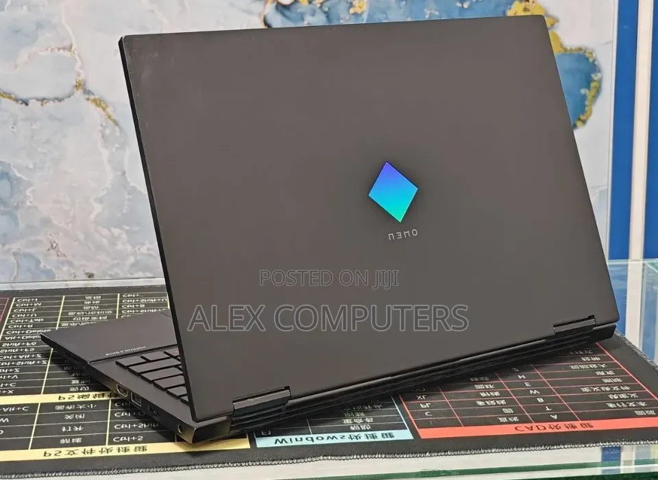 New Laptop HP Omen 15 16GB Intel Core i7 SSD 512GB