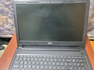 Laptop Dell Vostro 15 3568 4GB Intel Core i3 HDD 1T
