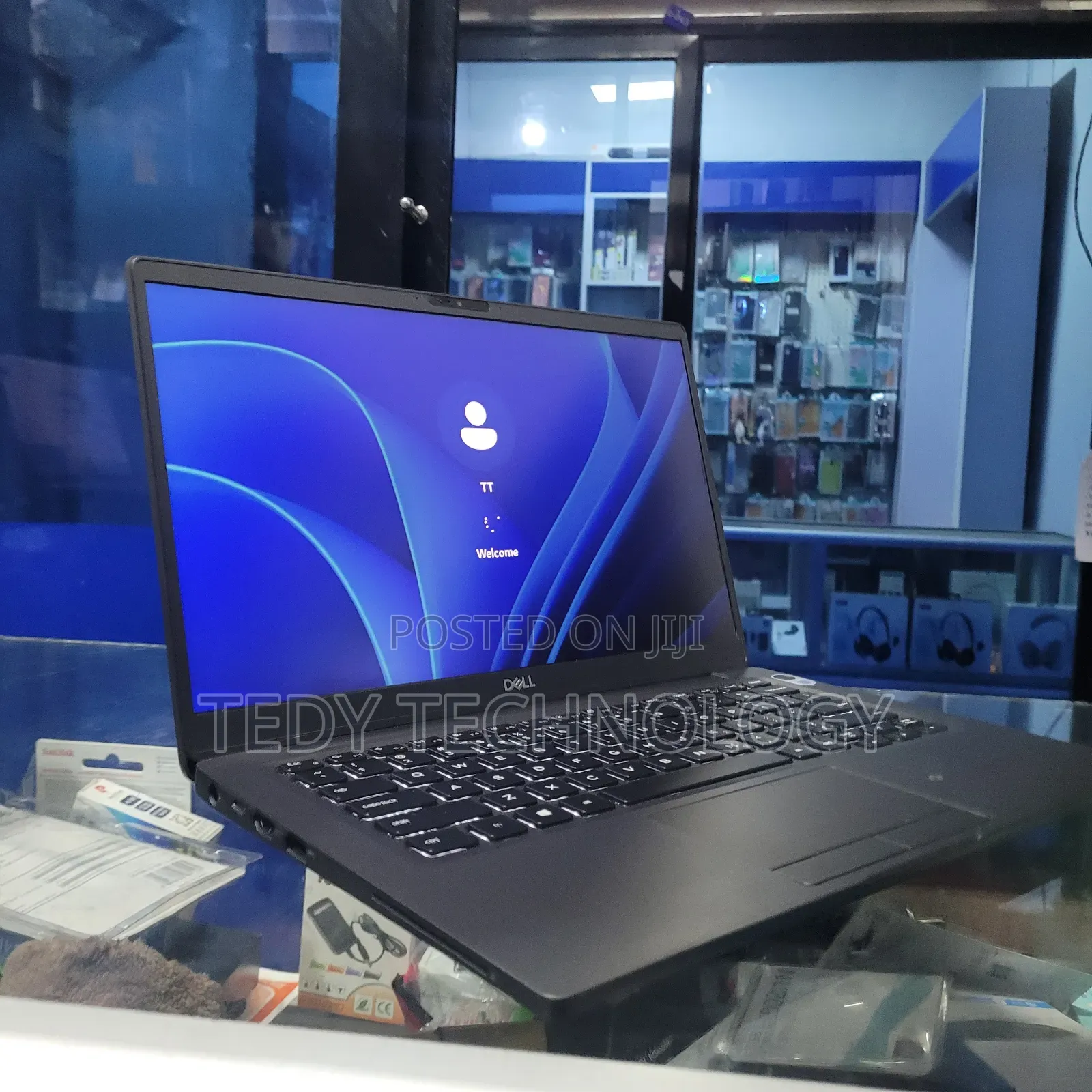 New Laptop Dell Latitude 5310 8GB Intel Core i5 SSD 256GB